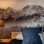 Jedrek Z Sauna, Kominkiem I Tarasem Zakopane